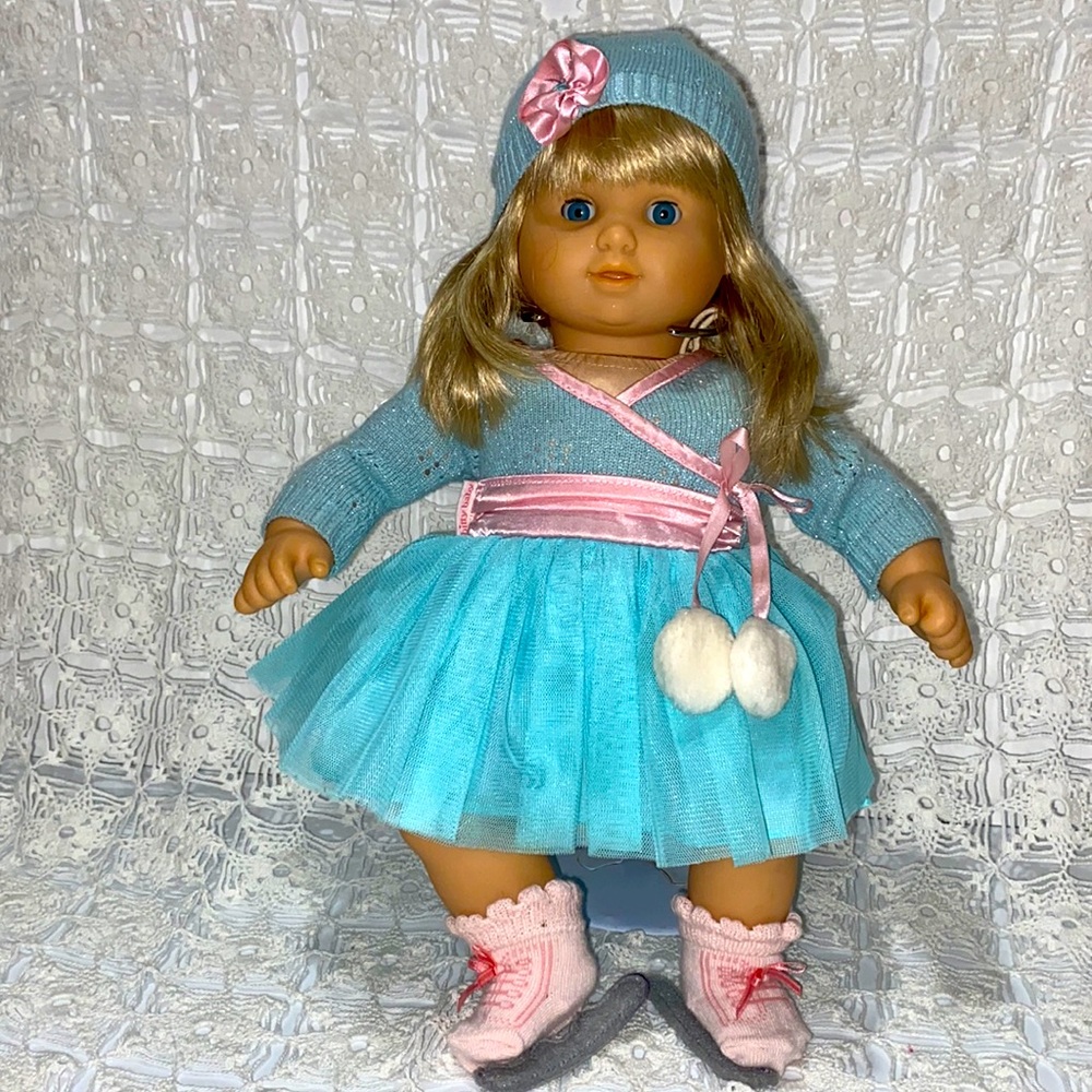 American Girl Skating Outfit Only , no Doll.